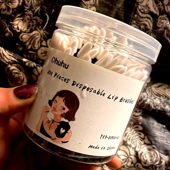 Lipsense Tips & Tricks Starter Kit - Picture 6 of 6